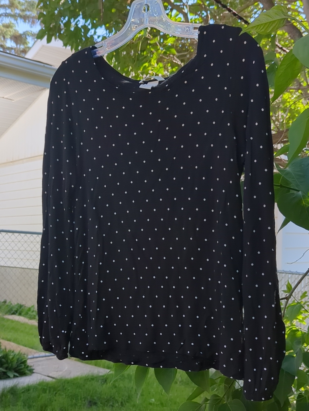 H&M Maternity Black Long Sleeve Polka Dot Top
